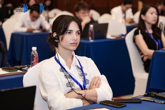 Klaus alongside Mr Liu at the DHH Law firm’s office.