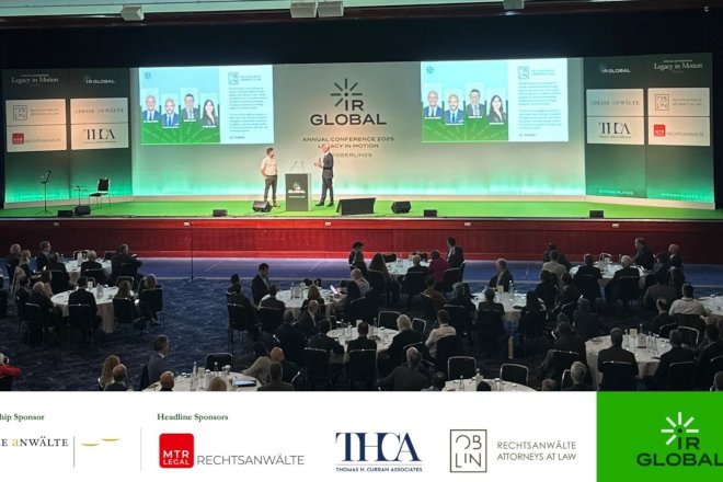 Tom Wheeler and Klaus Oblin on stage